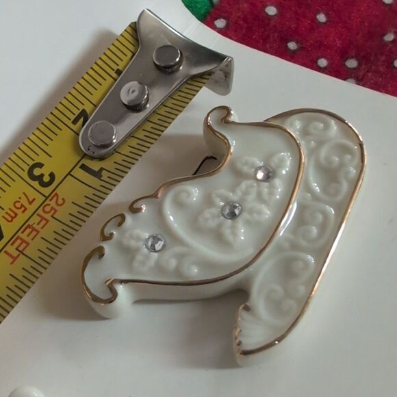 Lenox Vintage holiday Christmas snowman and‎ sled pin set NIP - Picture 6 of 8